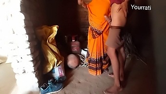 Village Couple'S Intimate Moment Caught On Camera In Hindi With Clear Sound