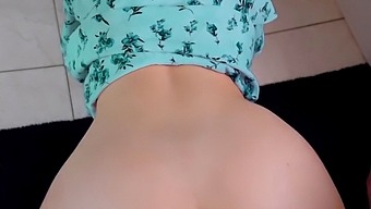 I Love Anal And Can'T Get Enough Of It!
