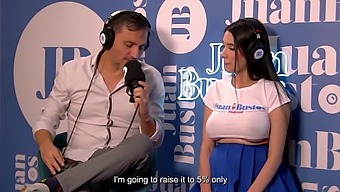 Ambarprada'S Intense Ride On Sex Machine In Hd Full-Length Video